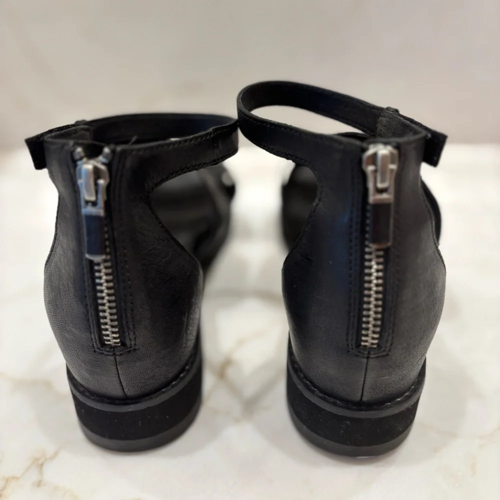 Eileen Fisher Black Leather Keno Sandals - Picture 4 of 5